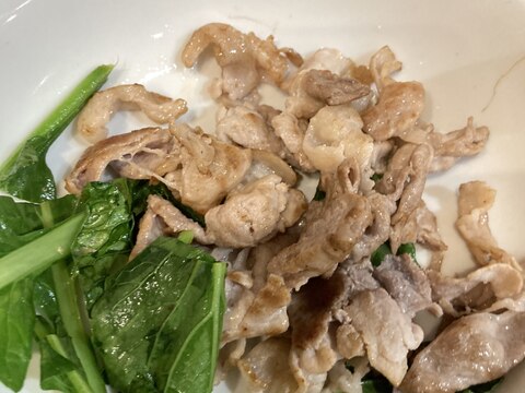 小松菜と豚肉のにんにく風味炒め